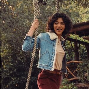 NWT Celebrity Pink XSMALL Blue Denim jean and sherpa Retro Y2K jacket coat